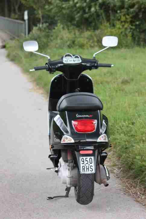 Vespa S50 schwarz 4750 km Bj 2011 S 50 Piaggio