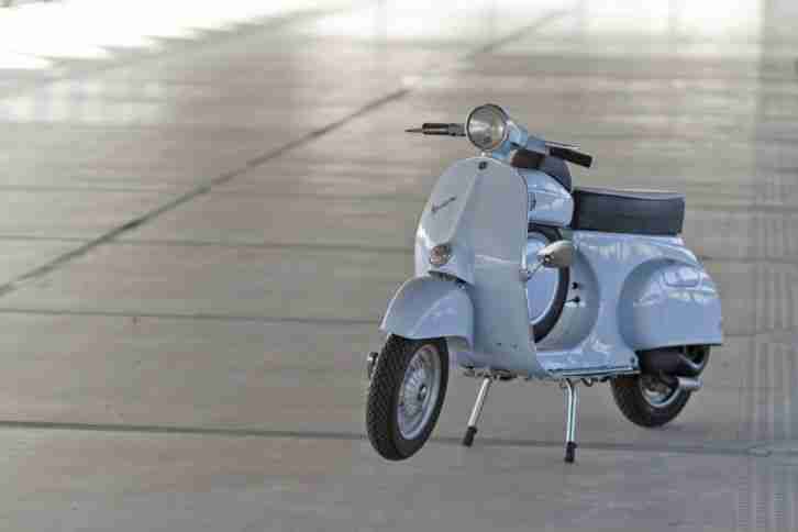 Vespa SS 50 Super Sprint Replika Elektronische Zündung 50ccm Piaggio CAFERACER