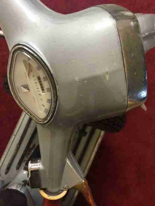 Vespa Sprint Trapez