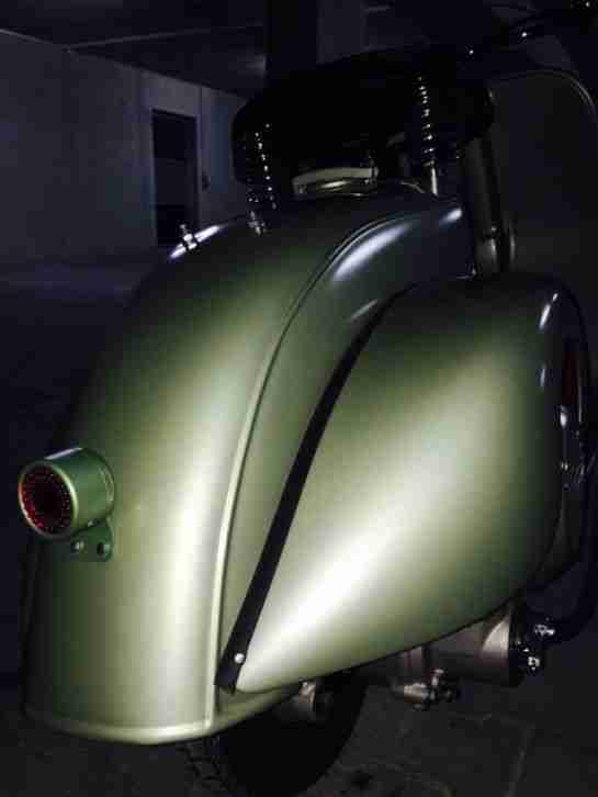 Vespa V1 Faro Basso 1948