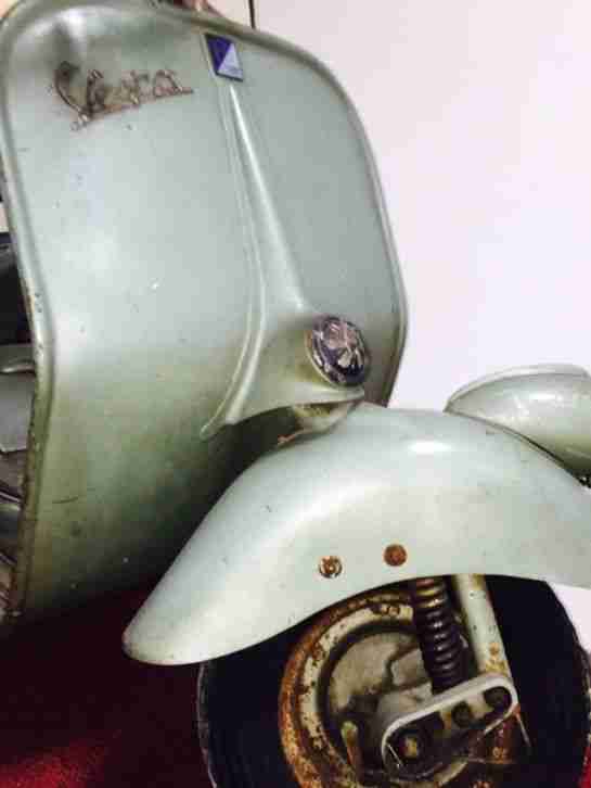 Vespa V11 Faro Basso Oldtimer 1949