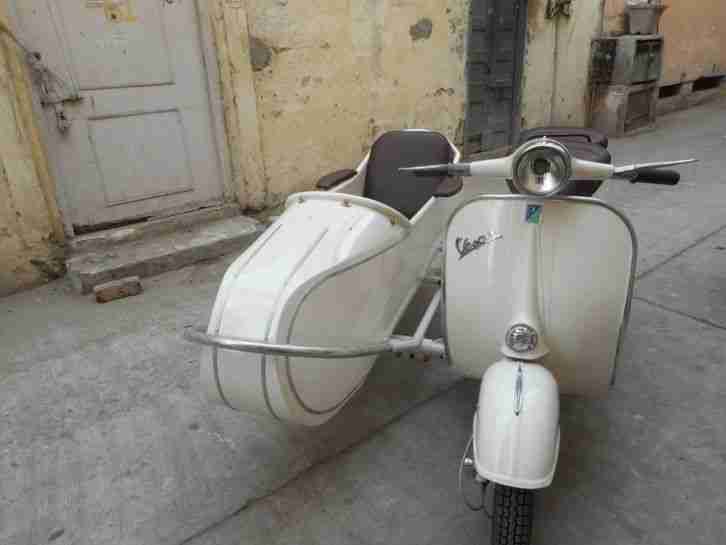 Vespa with euro side car 1965 model vbb with