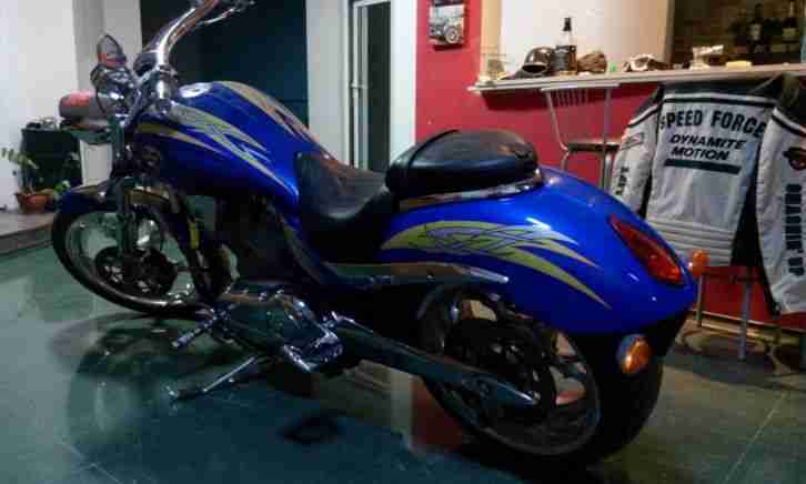 Victory Jackpot Arlen Ness Special edition 240 REAR TIRE