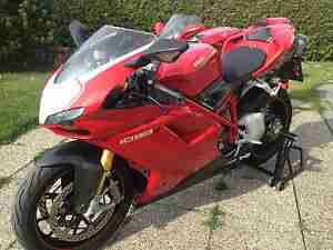 Wunderschöne Ducati 1098 S Bj. 07 optisch und technisch absolut TOP 16000 km