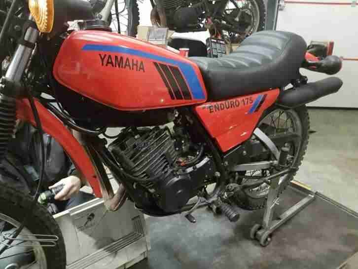 YAMAHA Enduro DT 175