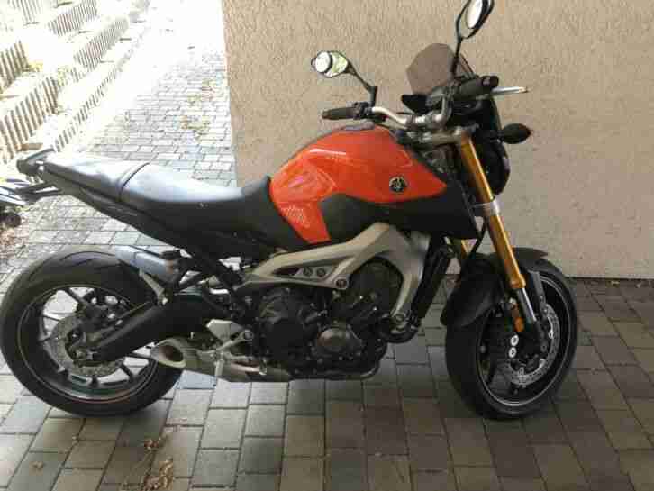 YAMAHA FZ09 / MT09