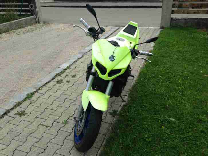 YAMAHA FZR 1000 Streetfighter neue Kette und Zahnräder