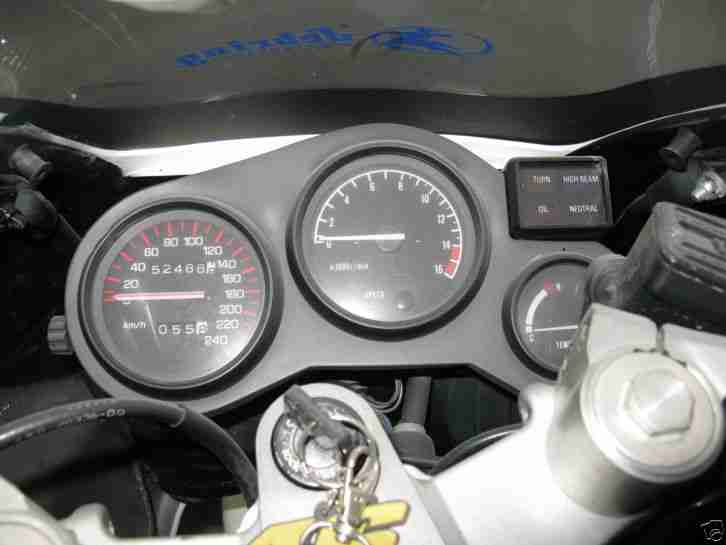 YAMAHA FZR 400 GENESIS EZ 06/1988 OLDTIMER MOTORRAD