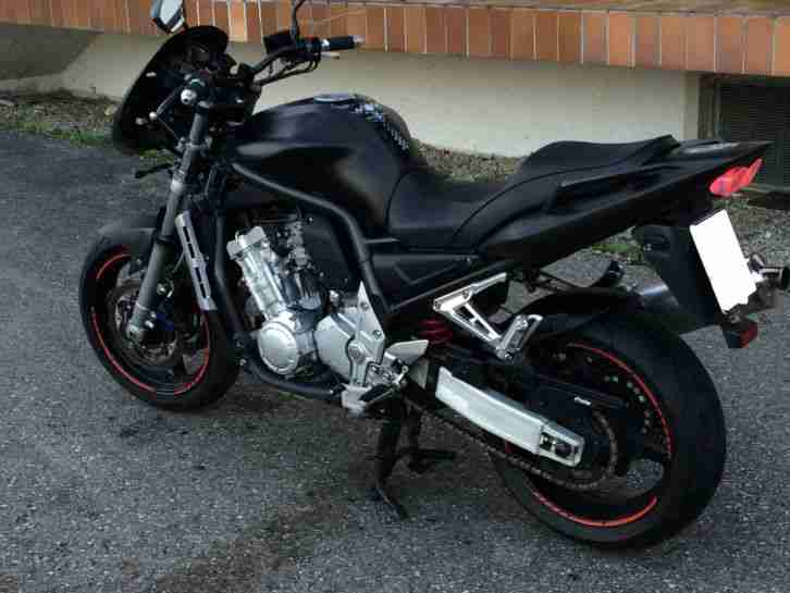 Yamaha FZS 1000
