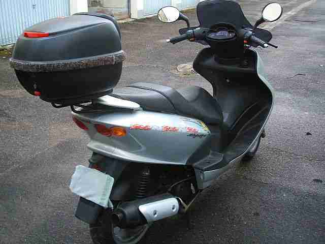 YAMAHA MAJESTY -Typ SE06 (125 ccm)