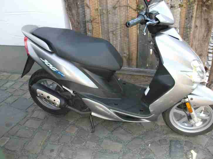 YAMAHA MOTORROLLER Jog R , EZ 2003 , 2900 KM , neuer Auspuff , fährt ca. 55 - 60