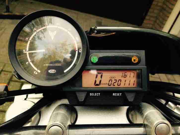 YAMAHA MT 03 mit vielen EXTRAS HU / AU (Ablaufdatum) 2015 Naked Bike