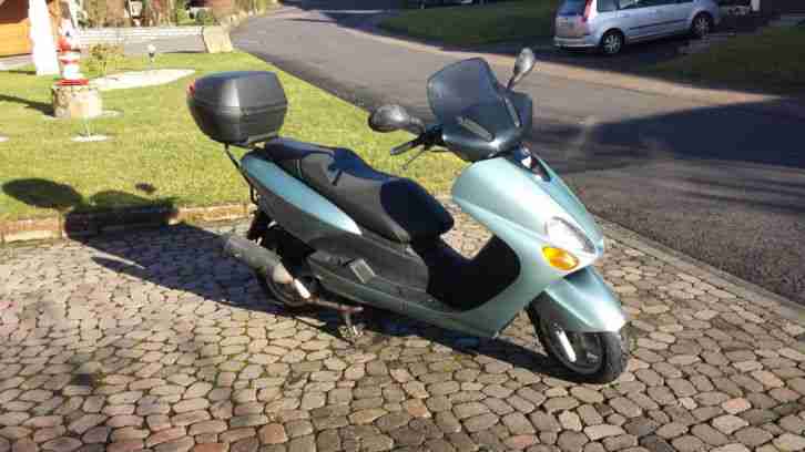 YAMAHA Motorroller Majesty LKRAD 125ccm 8 KW SE02 defekt Bastlerfahrzeug