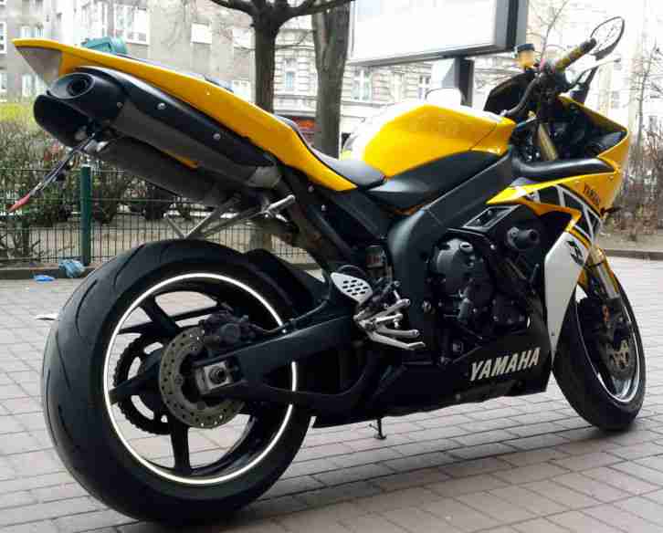 YAMAHA R1 RN12 LIMITED EDITION YELLOW GELB 50 JAHRE YAMAHA SONDERMODELL RIZOMA