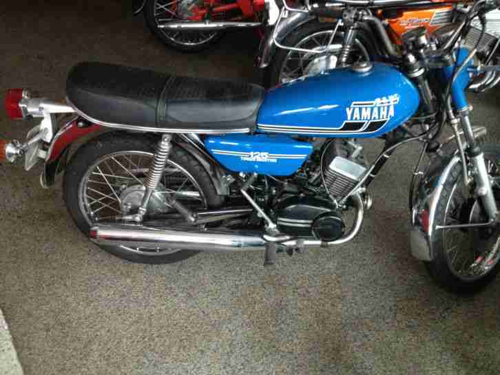 YAMAHA RD 125