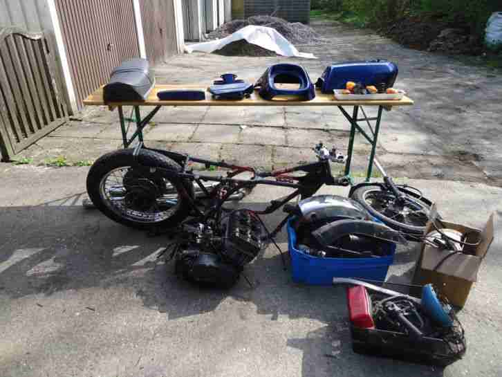 YAMAHA RD 250 1A2 komplett in Teilen Oldtimer