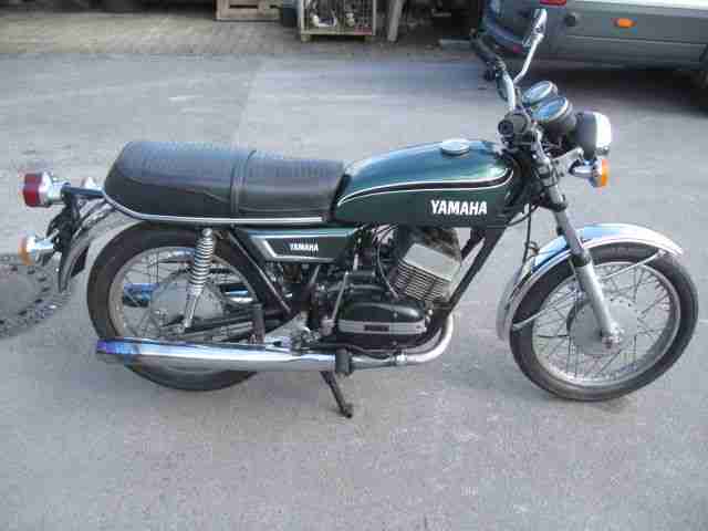 YAMAHA RD 250 Typ DS7 aus 1973 gut erhalten 2 Hand mit KFZ Brief und Schlüssel