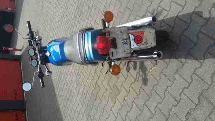 YAMAHA RD 250 als Restaurationsobjekt mit laufendem Motor und Papieren