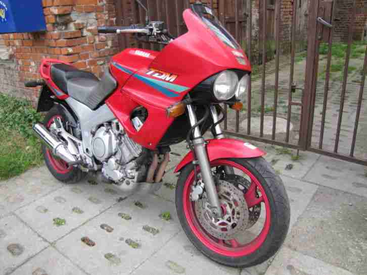 YAMAHA TDM 850 fahrbereit läuft sehr gut Allrounder Tourer Funbike Twin
