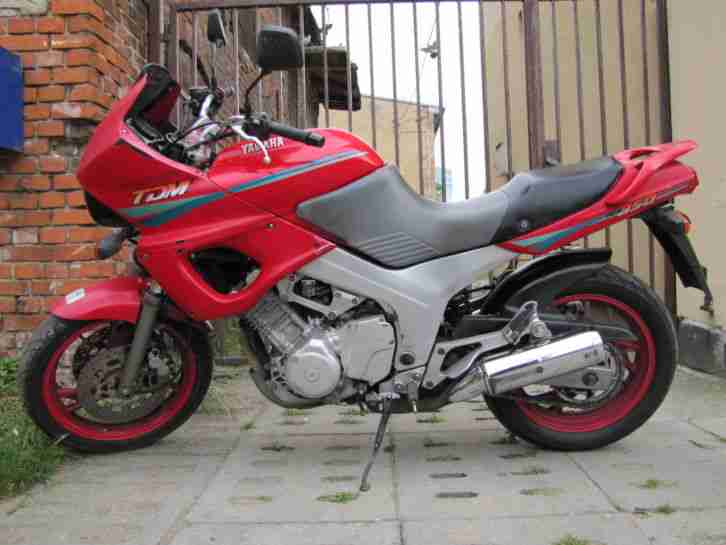 YAMAHA TDM 850 fahrbereit läuft sehr gut Allrounder Tourer Funbike Twin