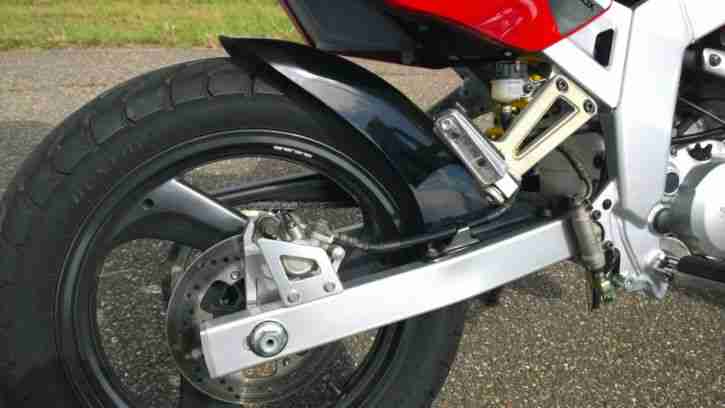 YAMAHA TDR 125 H GIFTIGER 2-TAKTER 6 Gang mit erst 2000 Km TOP ZUSTAND