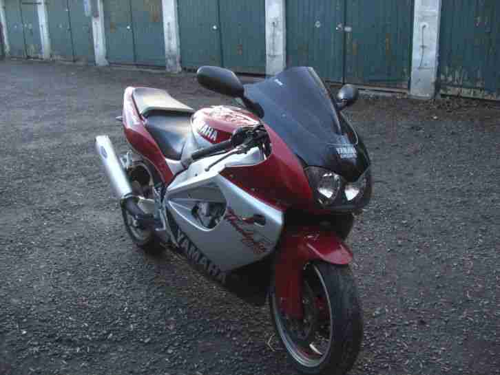 Yamaha Thunderace YZF