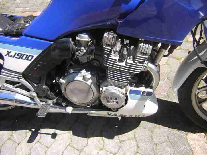 YAMAHA XJ 900