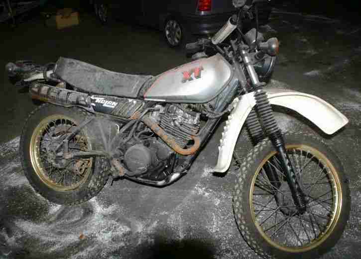 YAMAHA XT 250