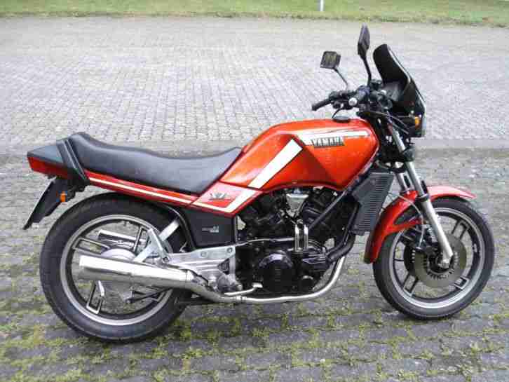YAMAHA XZ 550 , 50PS , TÜ 04/16 , TOPZUSTAND !!