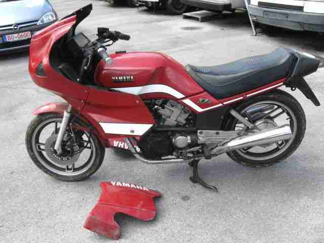 YAMAHA XZ 550 aus Baujahe 1985 mit 49000 Kilometern Brief Papiere Motor DREHT