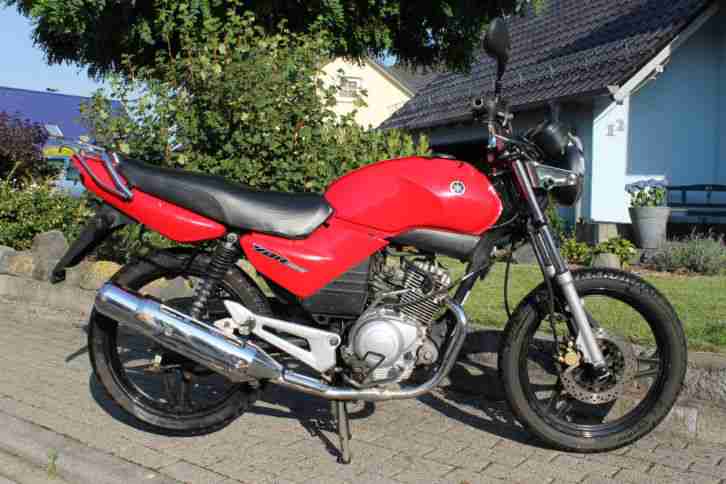 YAMAHA YBR 125 ccm Bj. 2006 mit 22.659 Km leichte Mängel