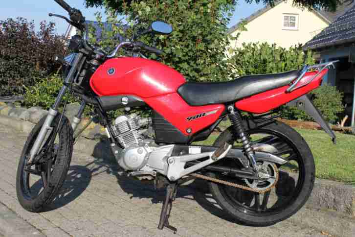YAMAHA YBR125 Bj. 2006 Verkauf komplett oder in Teilen 22.659 Km