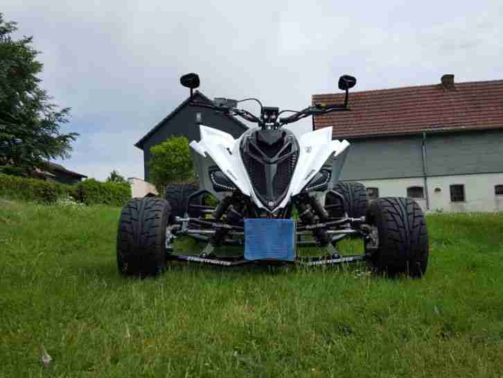 YAMAHA YFM 700R SE QUADHOUSE EDITION BLACK & WHITE