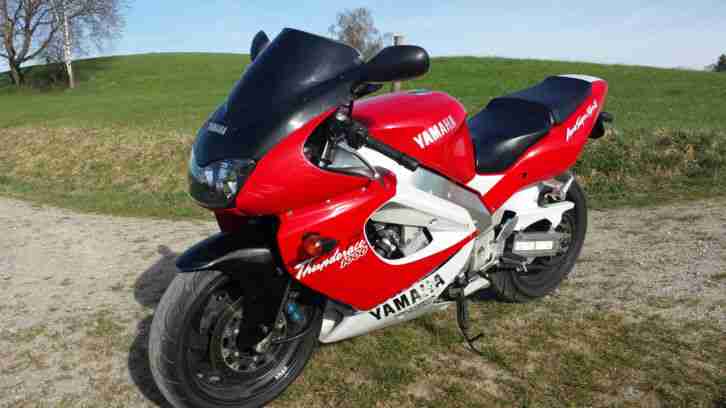 YAMAHA YZF 1000 R Thunderace