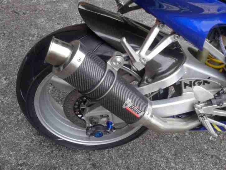 YAMAHA - YZF R1 - 1000er - Edition - BJ.´99 - 47TKM - TÜV HU & REIFEN NEU!