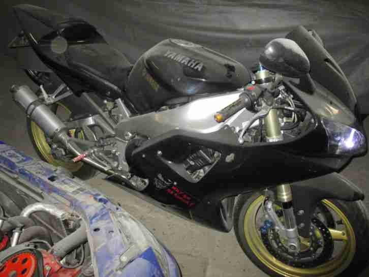 YAMAHA YZF R1 RN04 Tuning TÜV 05/18