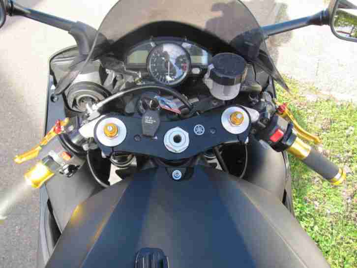 YAMAHA YZF R1 RN19 TOP Zustand