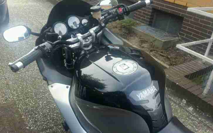 YAMAHA YZF1000R THUNDERACE TÜV 02 2018 MOTORRAD