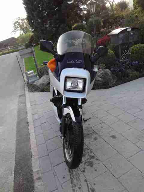 Yamaha 650 Turbo Motorrad Jg 1982 66.2 KW mit Orig. CH Ausweis