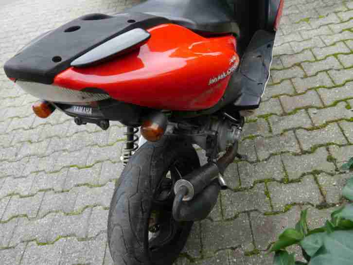 Yamaha Aerox Max Biaggi Edition; 4000KM; EZ 2011