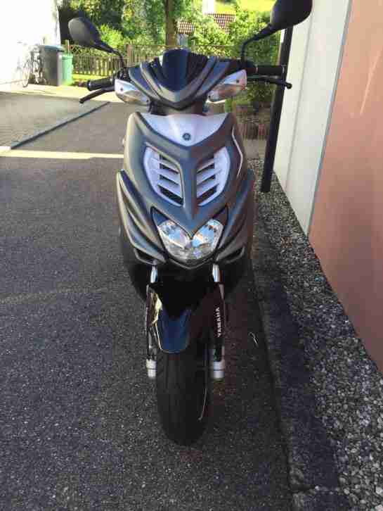 Yamaha Aerox R Matt Grau