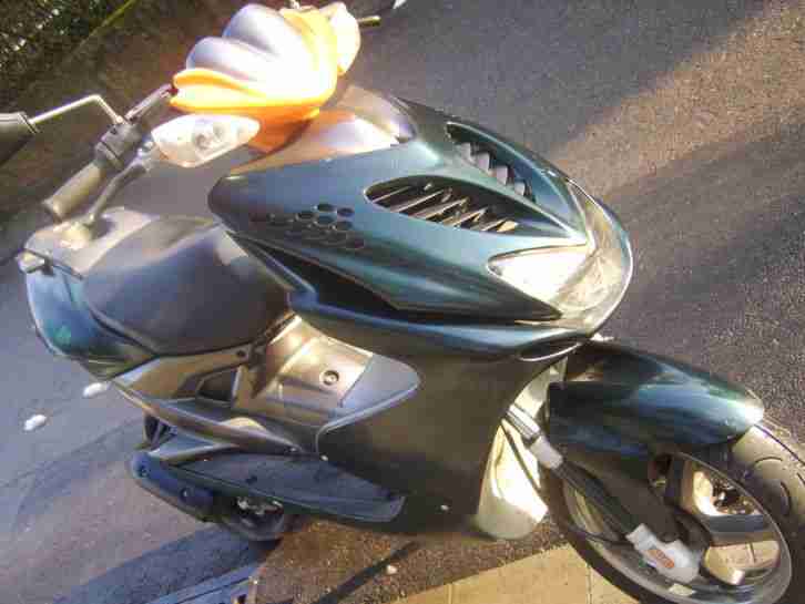 Yamaha Aerox mit