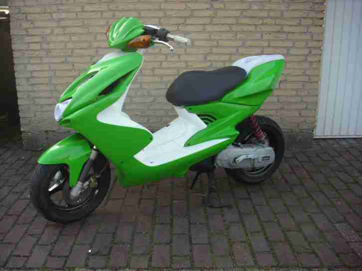 Yamaha Aerox 50er top Zustand