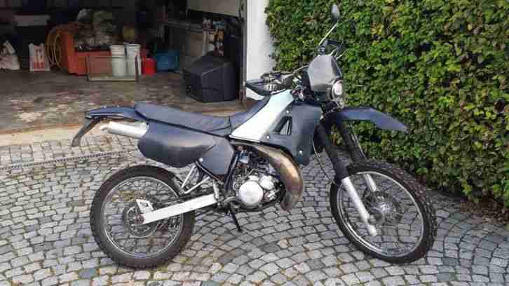 Yamaha DT 125 RE