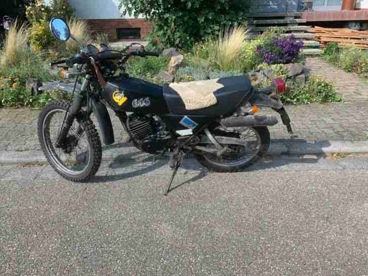 Yamaha DT 175 2K4 komplett + DT 175 komplett in Teilen