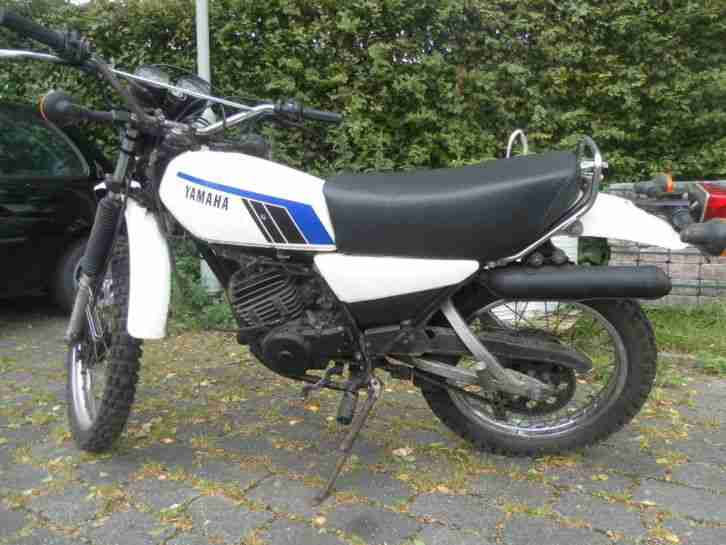 Yamaha DT 175 guter Zustand Bj. 1981 viele original Neuteile fahrbereit