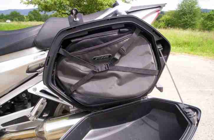 Yamaha FJR 1300 A RP 13