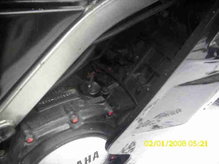 Yamaha FZ 750 2kk