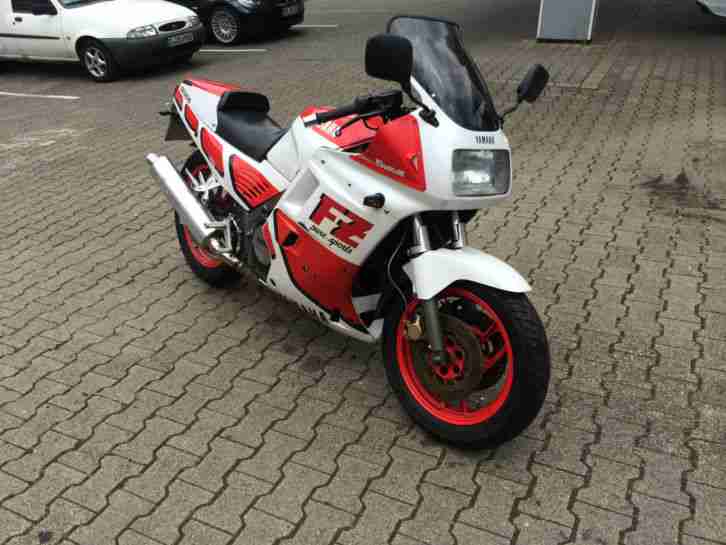 Yamaha FZ 750 Genesis, Tüv Neu, Bj.88 Guter Zustand