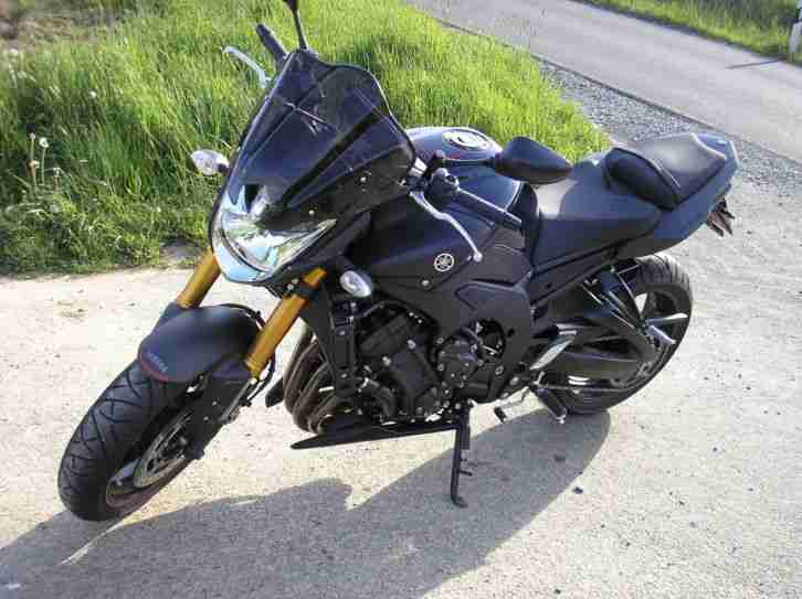 Yamaha FZ8 mit ABS, EZ: 08/2013 TOP Zustand, Mod.2013 neueste Version mit ...